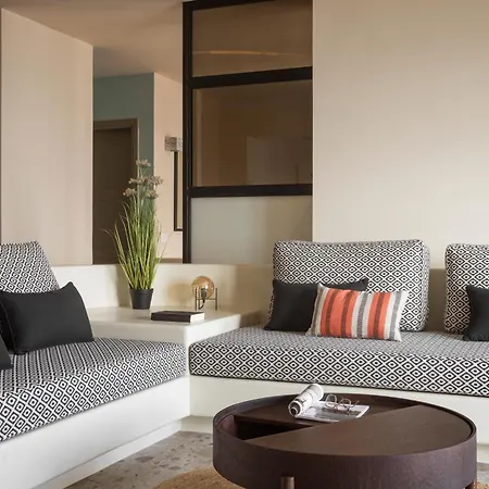 Almarossa Luxury Willa Vourvoúlos