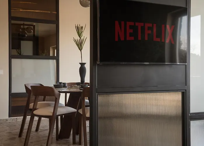 Almarossa Luxury Villa Vourvoúlos